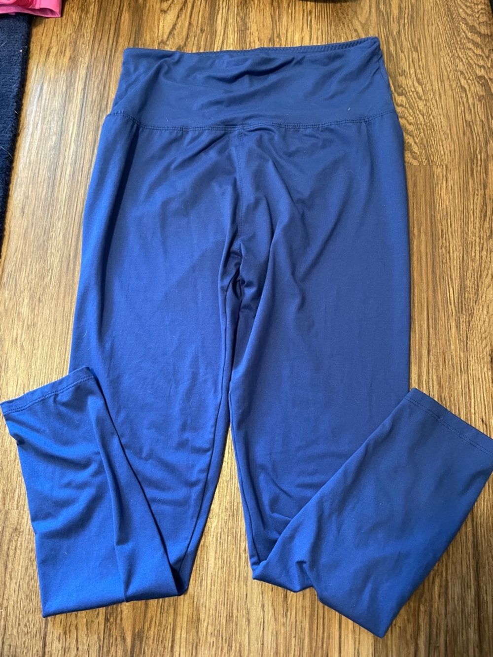 High-Waist Blue Workout Leggings
Very stretchy 
Size L/XL
Full length